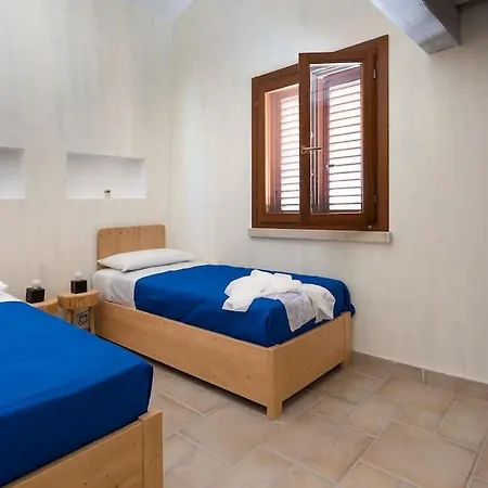 Villa Faraglioni Cala Bianca